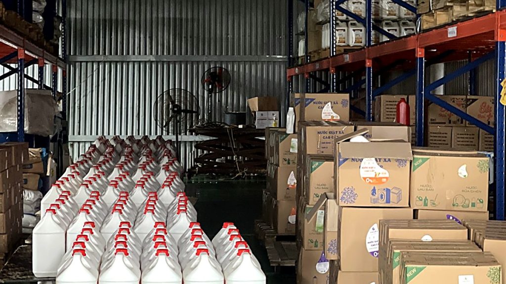Nước Giặt Bị Tách Lớp, Lắng Cặn: Nguyên Nhân Và Cách Nhà Máy Xử Lý