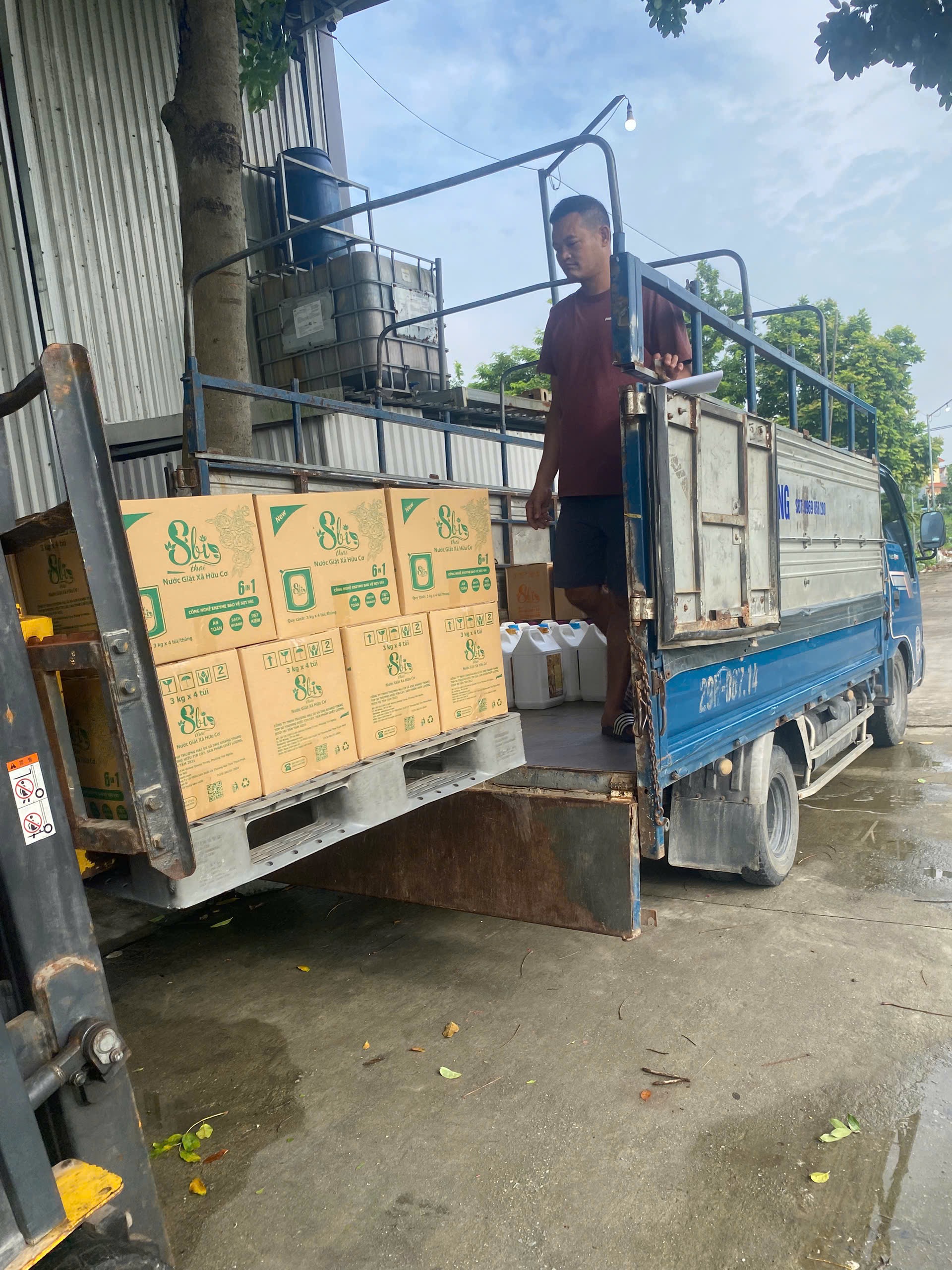 Gia công nước xả vải hữu cơ thương hiệu riêng