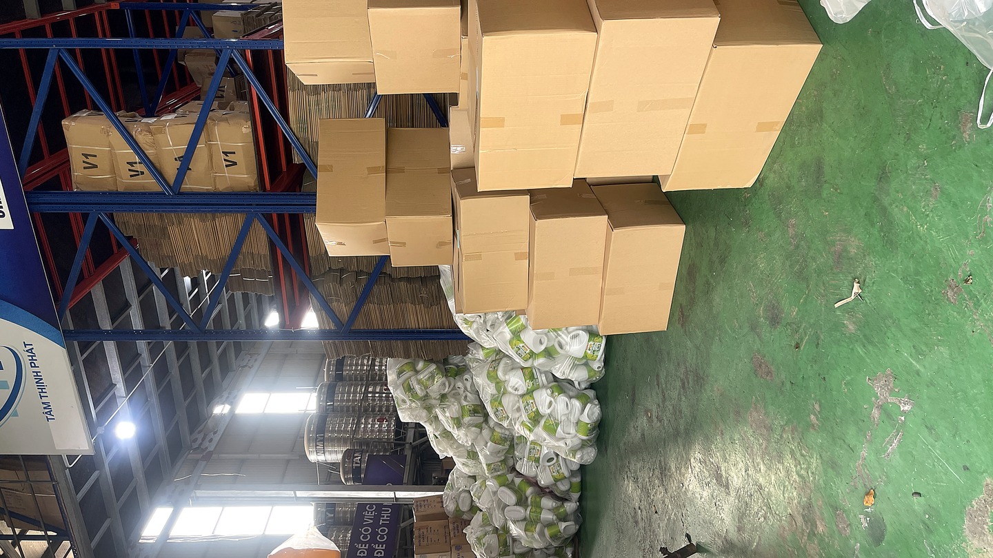 Nhà máy gia công nước lau sàn hương nước hoa cho tòa nhà