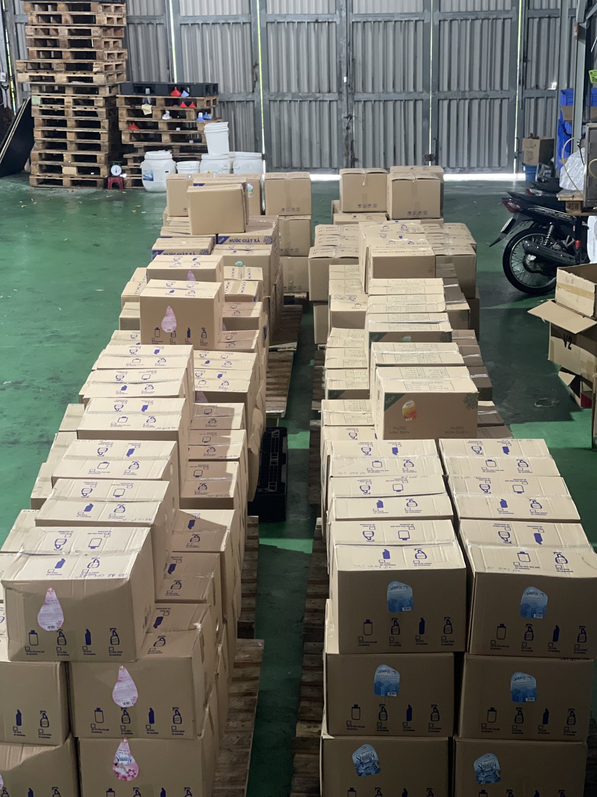 Nhà máy sản xuất nước giặt tuyển nhà phân phối